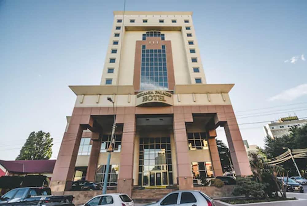 Lucania Palazzo Hotel Comodoro Rivadavia Ngoại thất bức ảnh