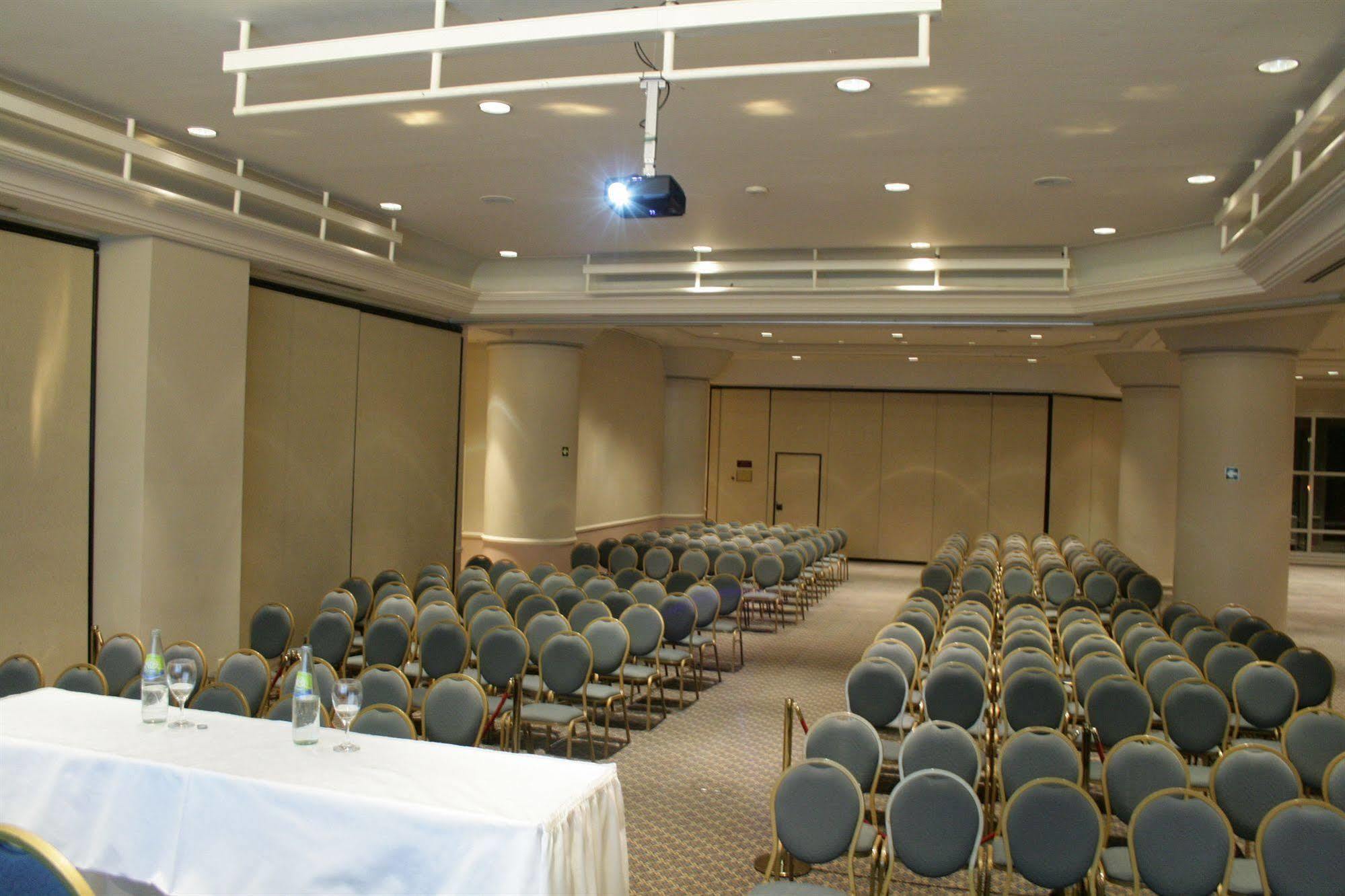 Lucania Palazzo Hotel Comodoro Rivadavia Ngoại thất bức ảnh